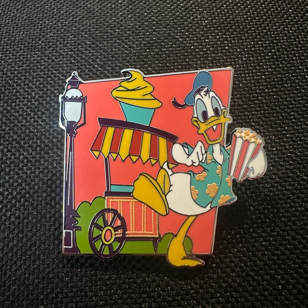 Disney Donald Pin